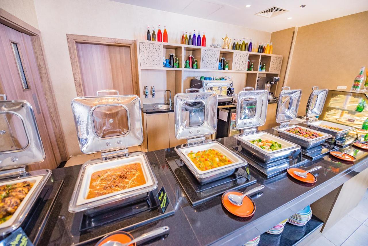 阿尔巴沙梅纳广场酒店 迪拜 外观 照片